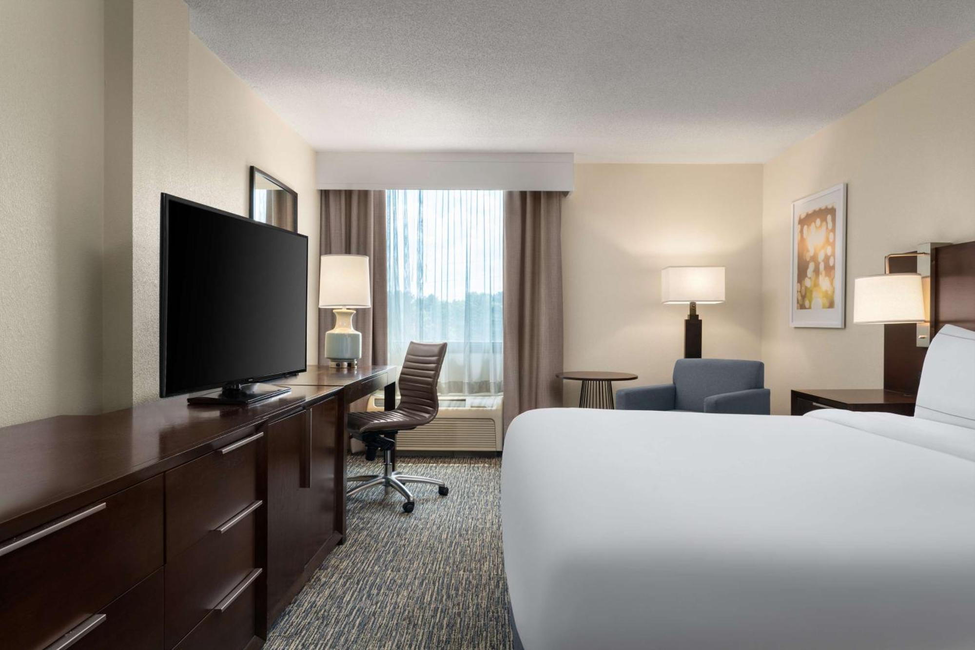 Doubletree By Hilton Hotel Columbia Exterior photo